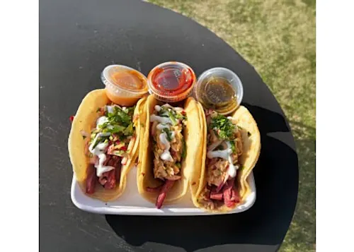 Photo 1 of 4: Divinos Tacos