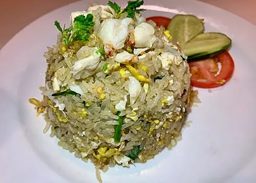 Hom Mali Thai and Sushi on North Ave