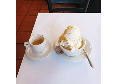Photo 1 of 4: Vivoli Cafe and Pizzeria