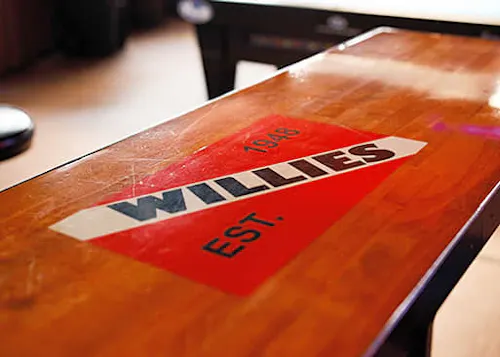 Willie's Lounge