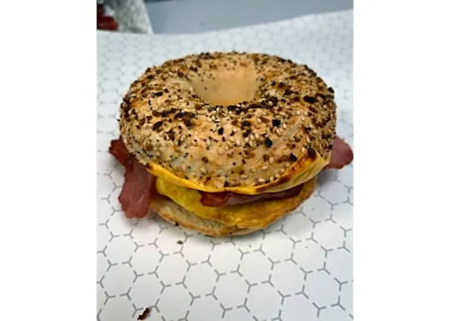 904 Bagels & More