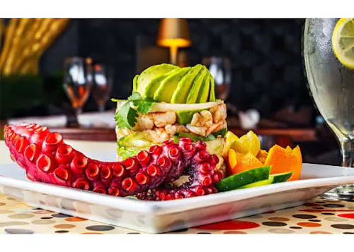 La Mansion Mexican Grill & Cantina