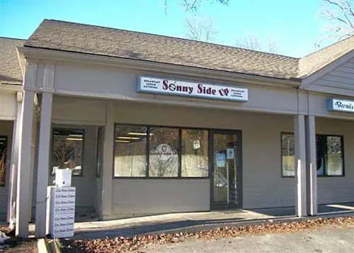 Photo 1 of 4: Sonnyside Up