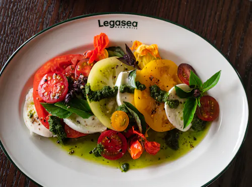 Legasea Bar & Grill