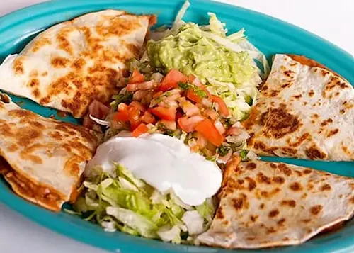El Azteca Mexican Restaurant