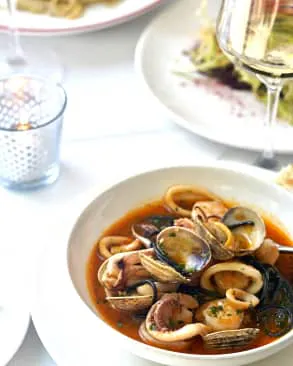 Senti Restaurant & Wine Bar