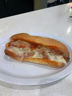 Vic's Pizzeria