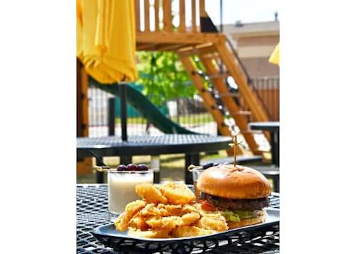 Cottonwood Creek Brewery & Smokehouse