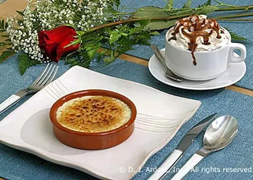 Photo 1 of 4: Cafe Paris