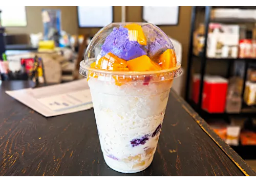 Lola's Filipino Cafe