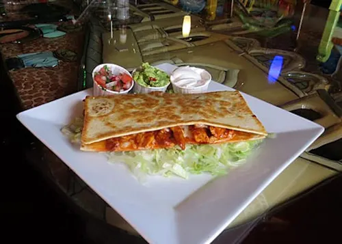 Los Aztecas Mexican Grill & Bar