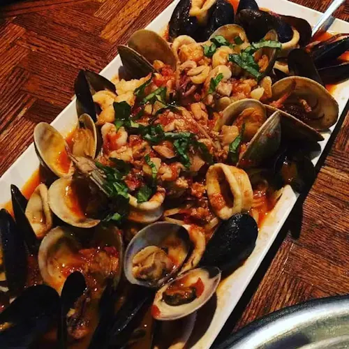Anthony's La Piazza