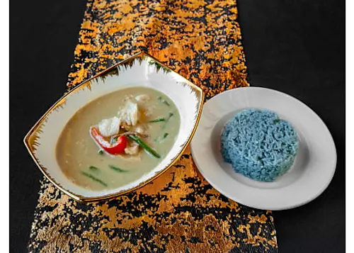 Madame Puffs & Thai Bistro