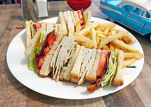 Photo 1 of 4: Bel Aire Diner
