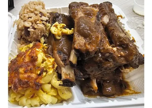 Photo 1 of 4: Jammin' Island BBQ