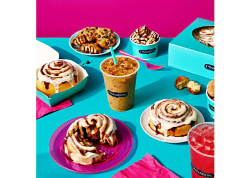 Photo 1 of 4: Cinnabon