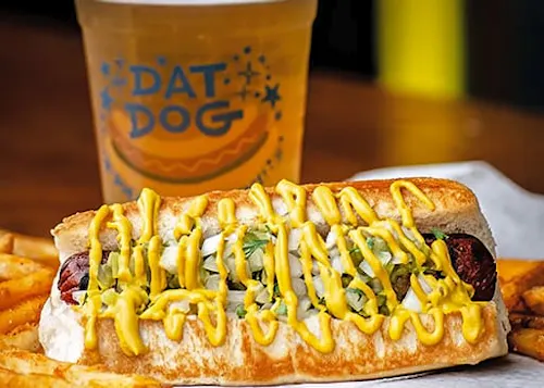 Photo 1 of 4: Dat Dog