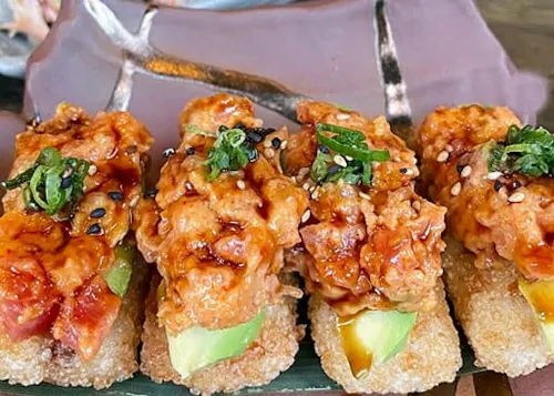Domo Sushi Kitchen & Bar