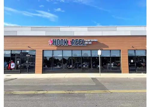 Photo 1 of 4: Hook & Reel Cajun Seafood & Bar - Hyattsville, MD