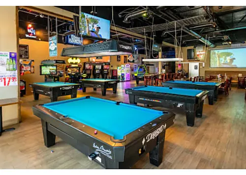 Davenport's Sports Bar & Grill