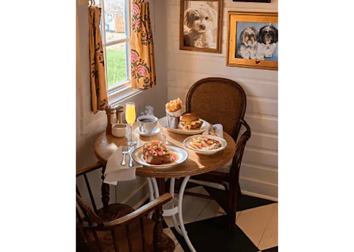 WHITE DOG CAFE - Chester Springs