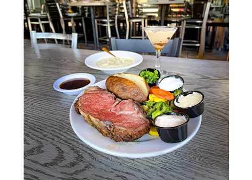 Junction 52 Bar & Grill - Santee