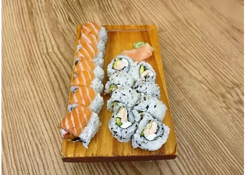 Photo 1 of 4: Mr Le's Sushi