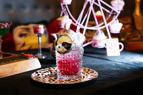MAZE Cocktail Lounge