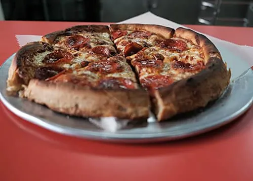 George's Pizza