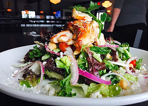Merchants Woodfired Pizza & Bistro