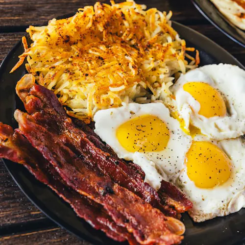 Cy's Bar and Grill