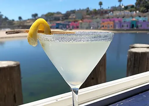 Bay Bar and Grill