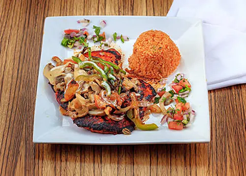 Los Aztecas - Lyndon