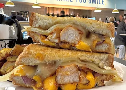 Eggs Up Grill