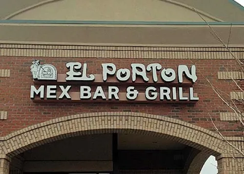 Photo 1 of 4: El Porton #9 - Collierville