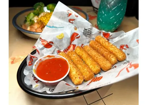 Hook & Reel Cajun Seafood & Bar