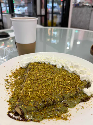Sweet Drip Dessert Cafe - Chicago