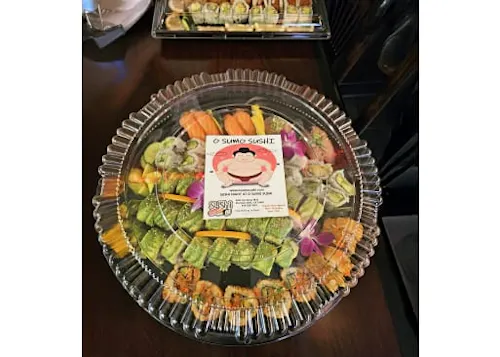 Photo 1 of 4: O sumo sushi
