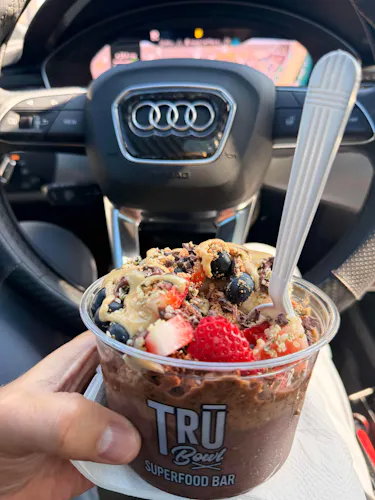 TRU Bowl Superfood Bar - Huntington Beach