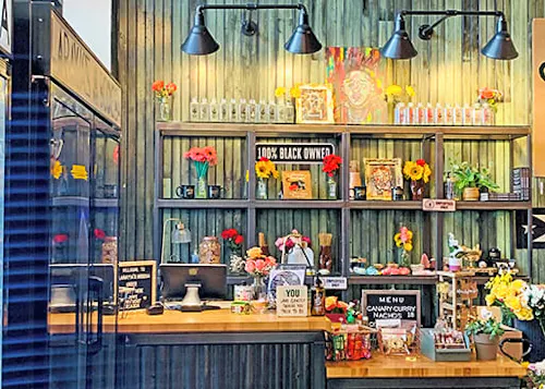 LaRayia's Bodega - Ponce city Mar
