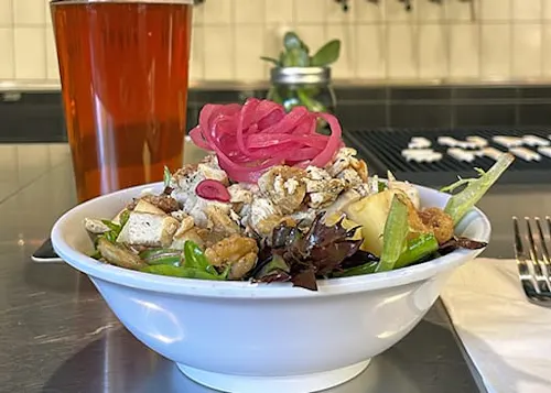 MoJo’s Local Tap & Kitchen