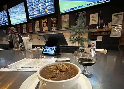 Photo 1 of 4: MoJo’s Local Tap & Kitchen