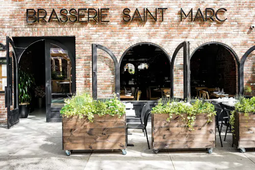 SAINT Restaurant Bar & Speakeasy