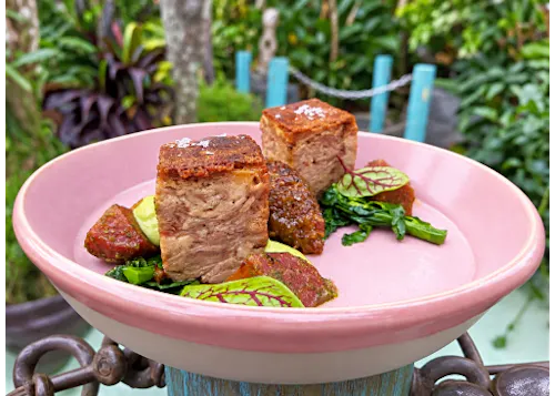 Mai-Kai Restaurant & Polynesian Show