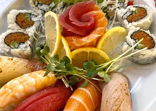 Sushi & Cocktails