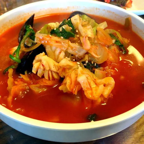 Hyo Dong Gak