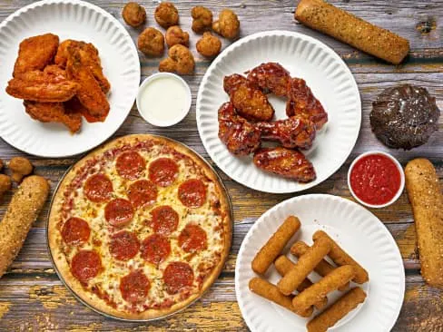 Photo 1 of 4: Vinny's Pizza & Wings Las Vegas
