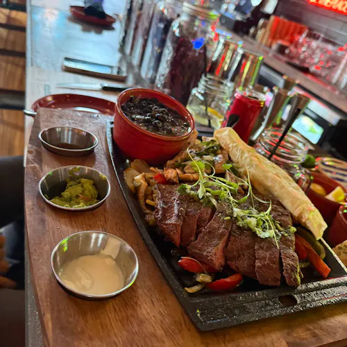 Puya Urban Cantina