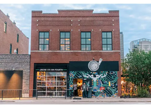 Jackie O's on Fourth