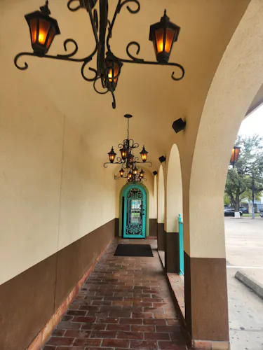 Photo 1 of 4: El Tiempo Cantina - Elmdale